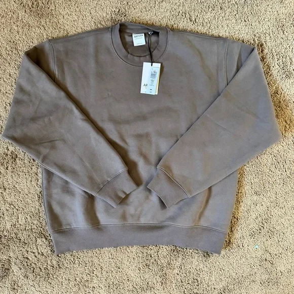 Women’s Sweatfleece Medium turner Taupe NWT - Picture 1 of 7